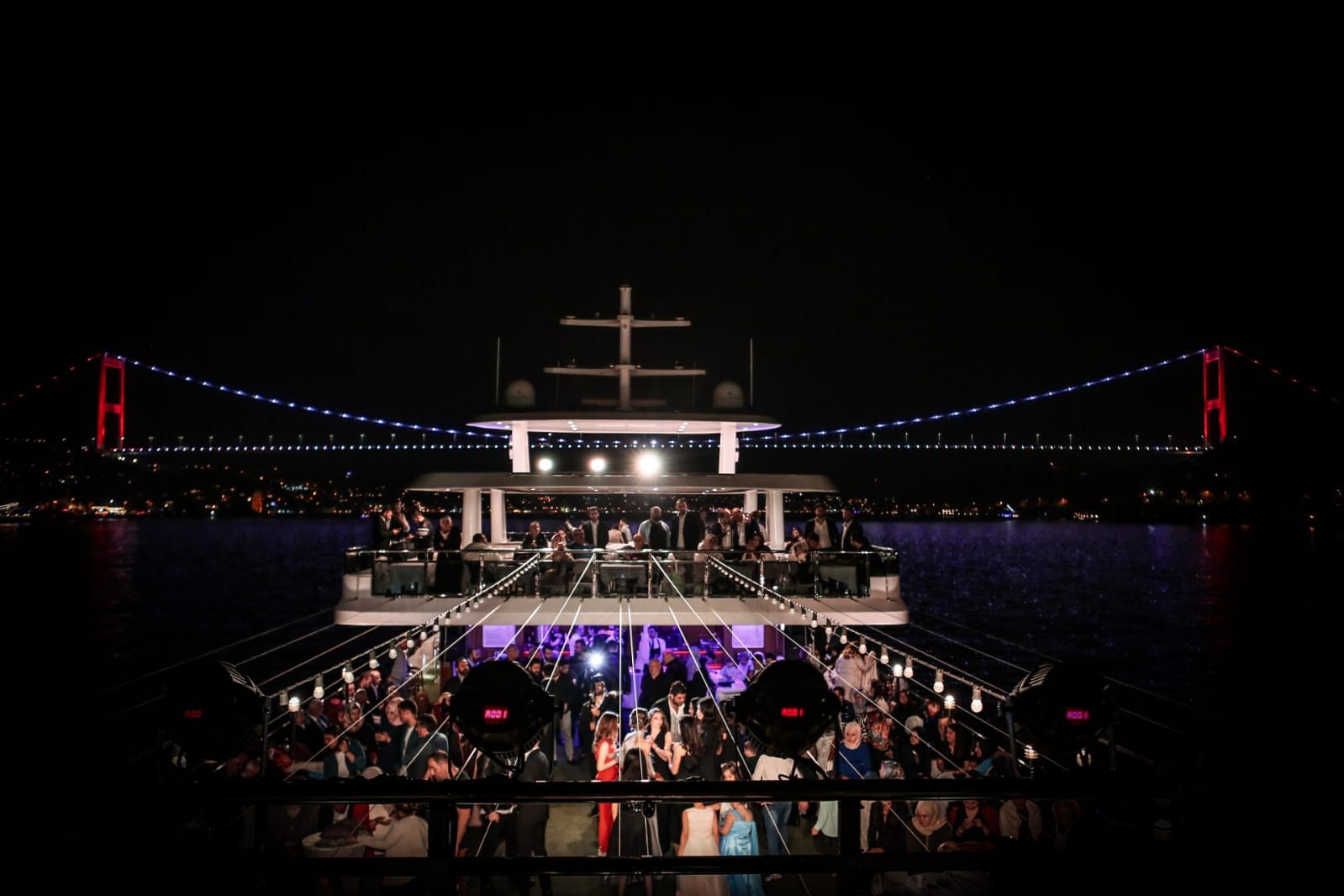 Corporate yacht event in Istanbul on the Bosphorus with gala dinner setup